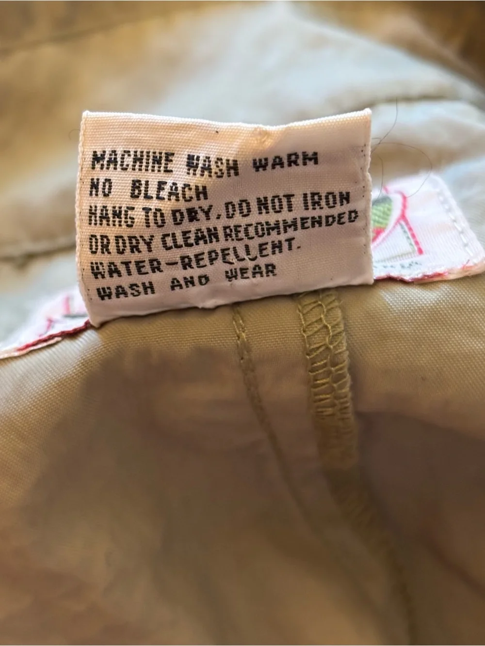 Vintage 80’s Banana Republic Nylon Khaki Green Trench Coat